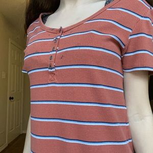short sleeve american eagle top!